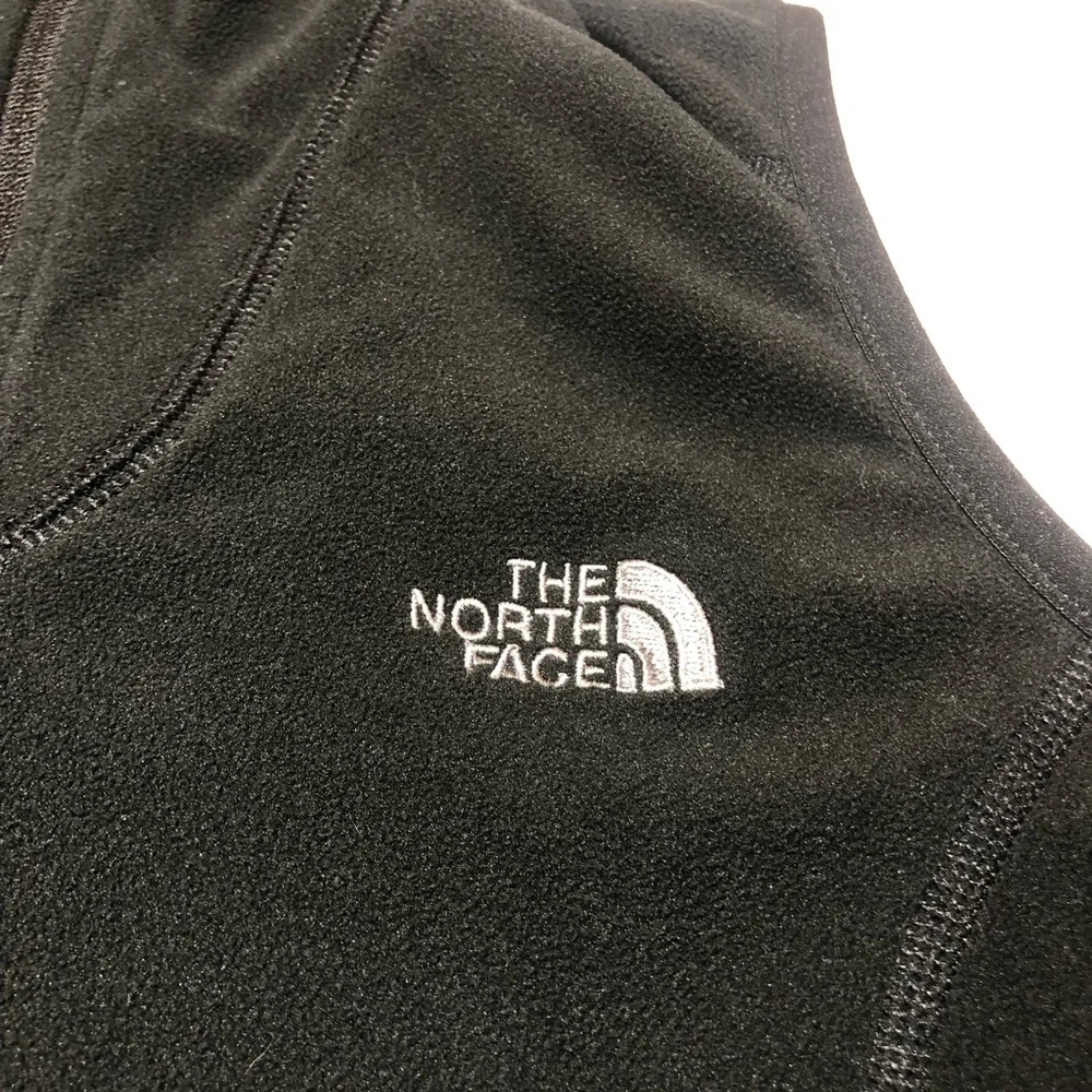 The North Face Black Fleece Vest TKA 100 - Picture 7 of 7